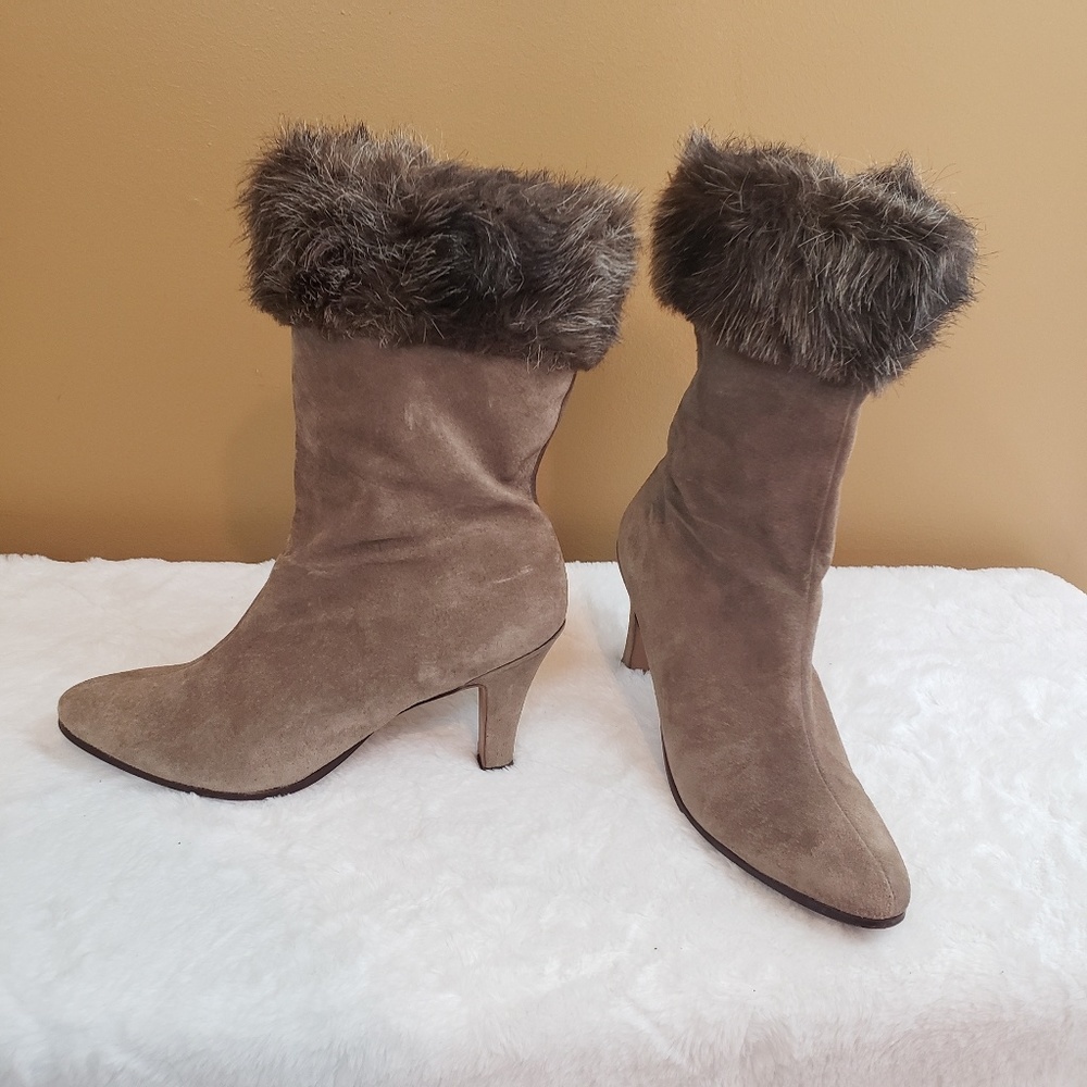 Revelation Vtg leather w/ faux fur ankle boots 12